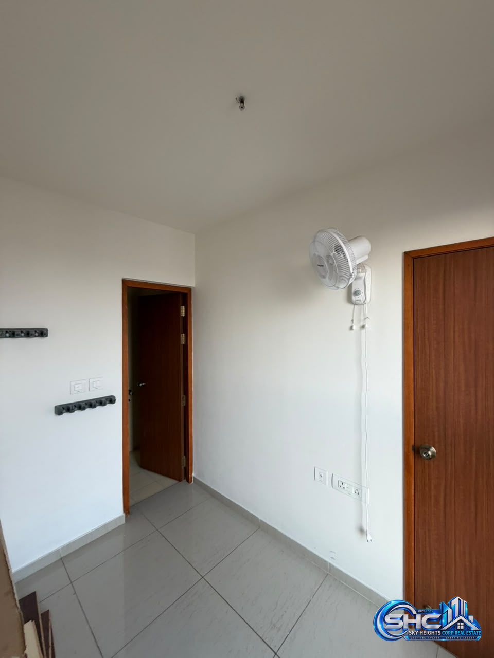 ✨ FOR RENT 📍LEELA RESIDENCY, BANGALORE ✨ in Indiranagar, Bengaluru - Photo 15 of 31