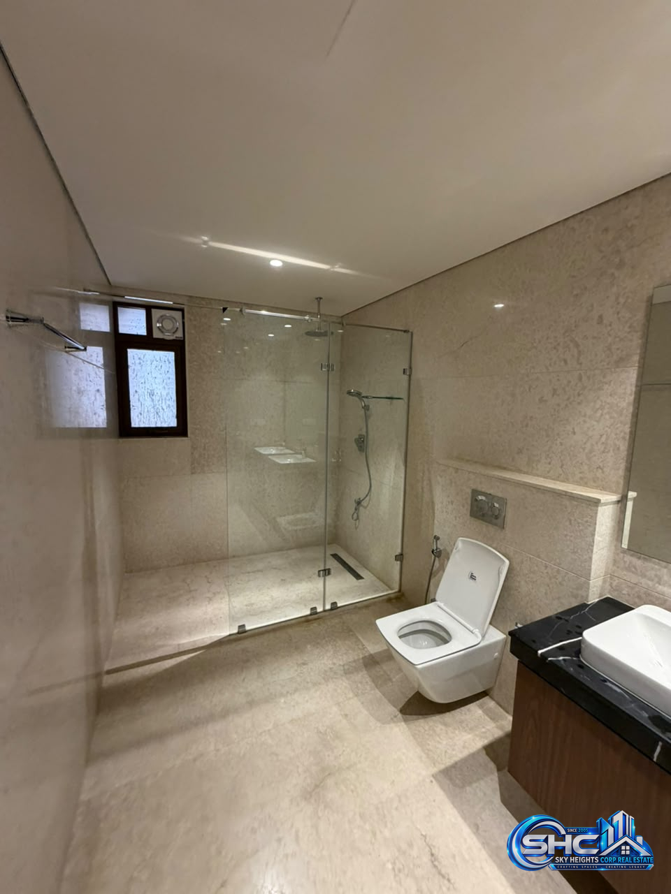 ✨ FOR RENT 📍LEELA RESIDENCY, BANGALORE ✨ in Indiranagar, Bengaluru - Photo 6 of 31