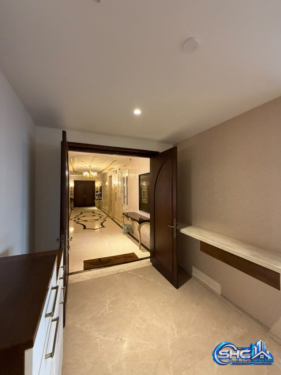 ✨ FOR RENT 📍LEELA RESIDENCY, BANGALORE ✨ in Indiranagar, Bengaluru - Photo 30 of 31