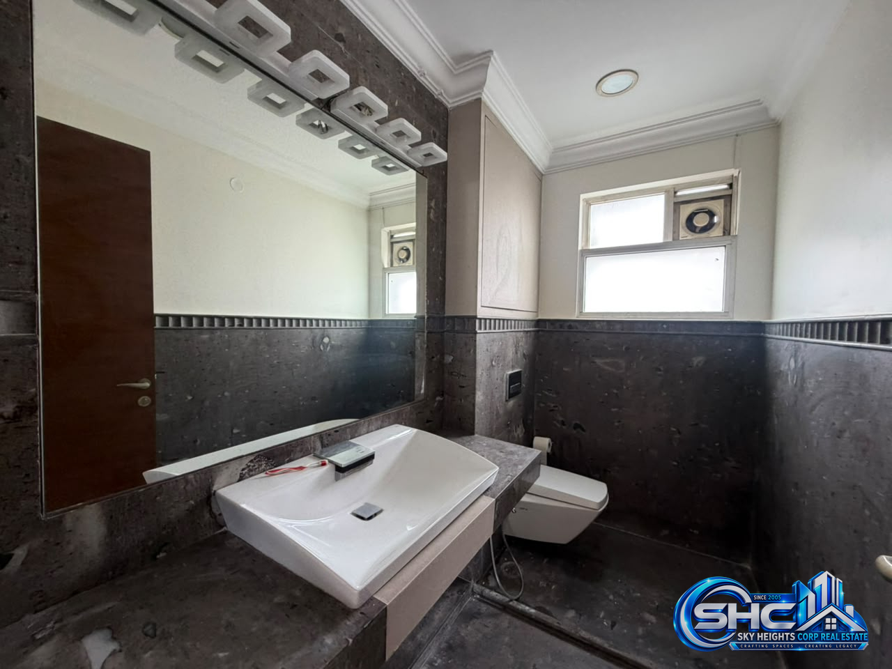 ✨ FOR RENT 📍CUBBON ROAD, BANGALORE ✨ in MG Road, Bengaluru - Photo 54 of 57