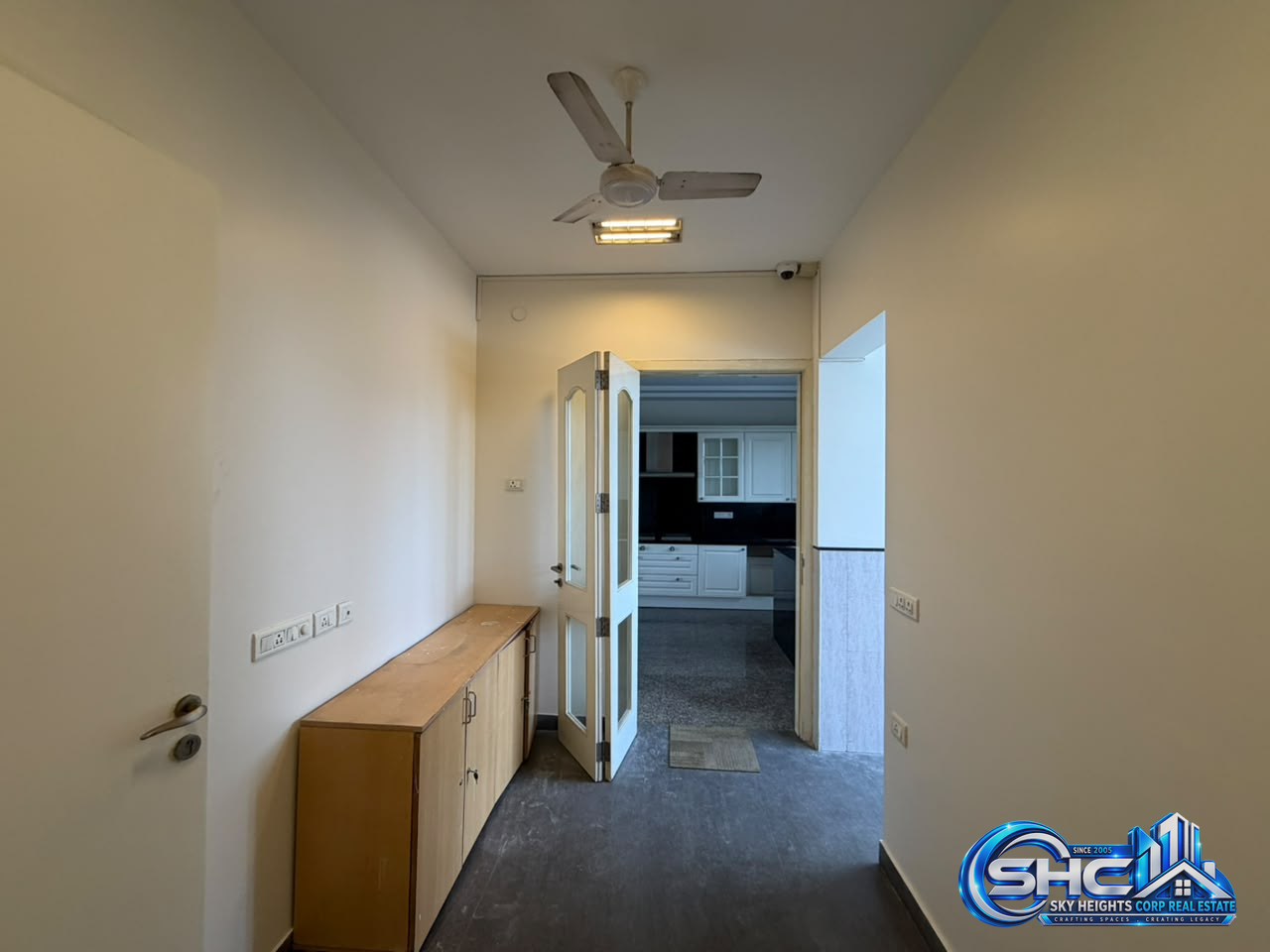 ✨ FOR RENT 📍CUBBON ROAD, BANGALORE ✨ in MG Road, Bengaluru - Photo 29 of 57
