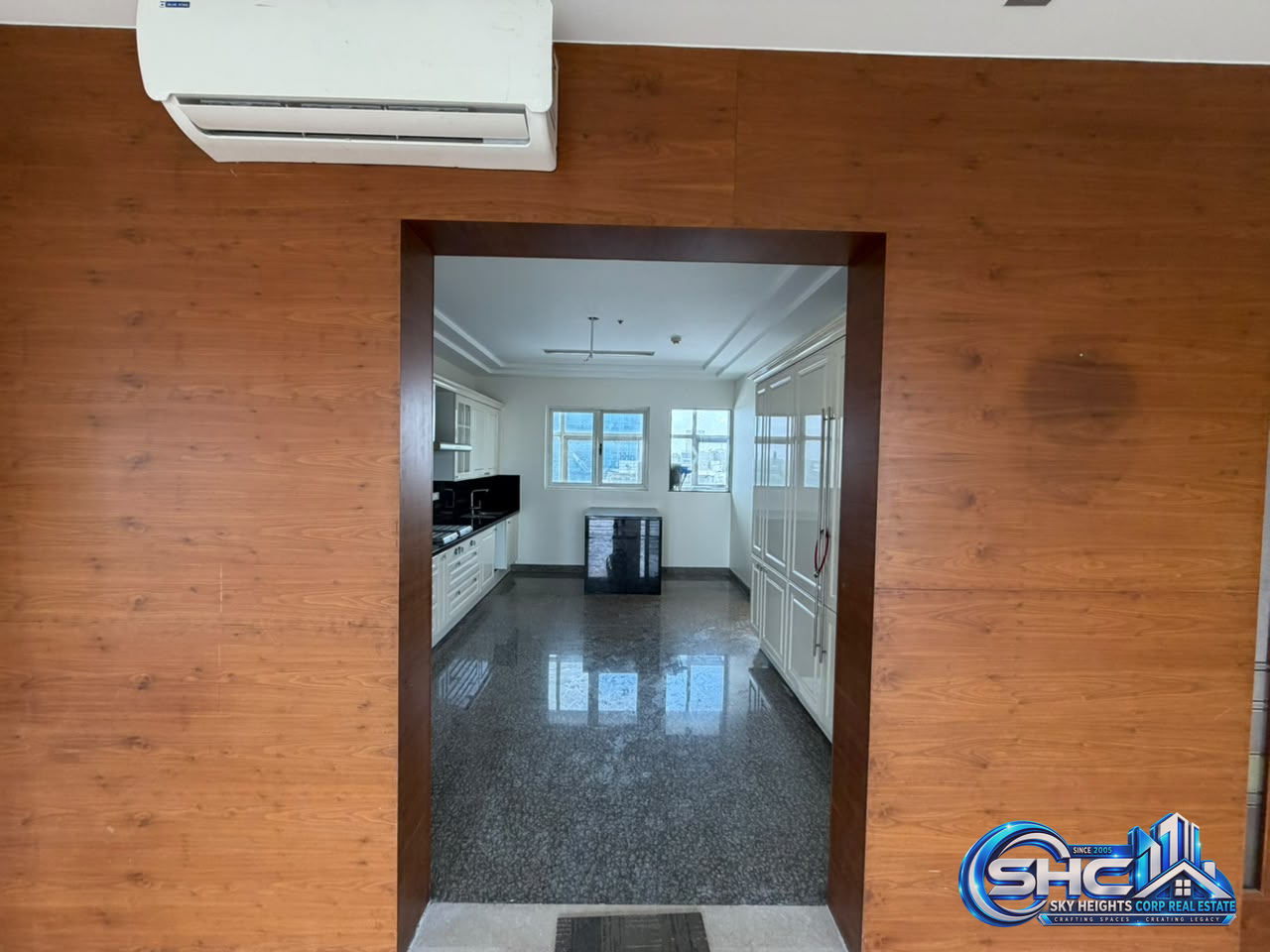 ✨ FOR RENT 📍CUBBON ROAD, BANGALORE ✨ in MG Road, Bengaluru - Photo 31 of 57