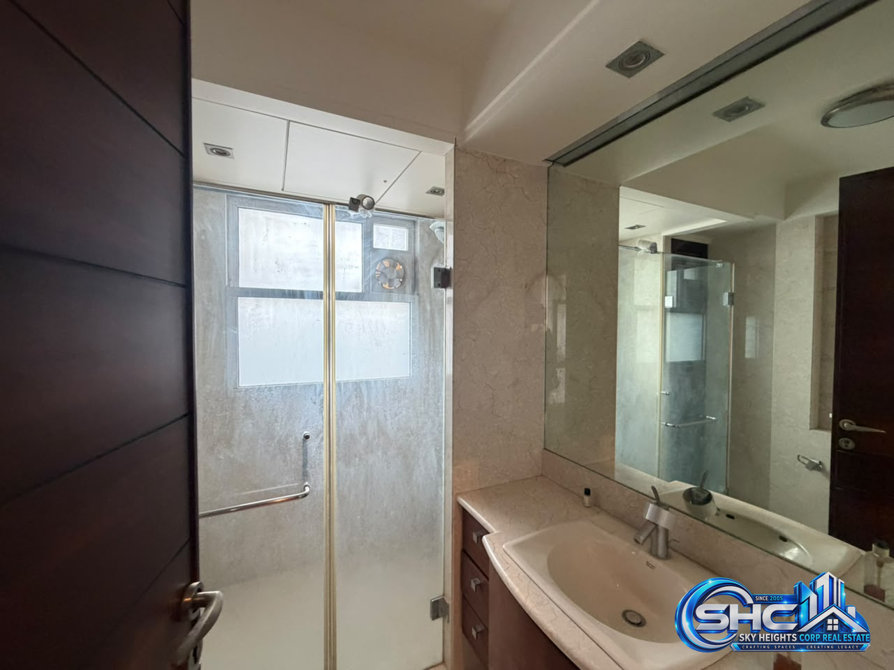 ✨ FOR RENT 📍CUBBON ROAD, BANGALORE ✨ in MG Road, Bengaluru - Photo 57 of 57