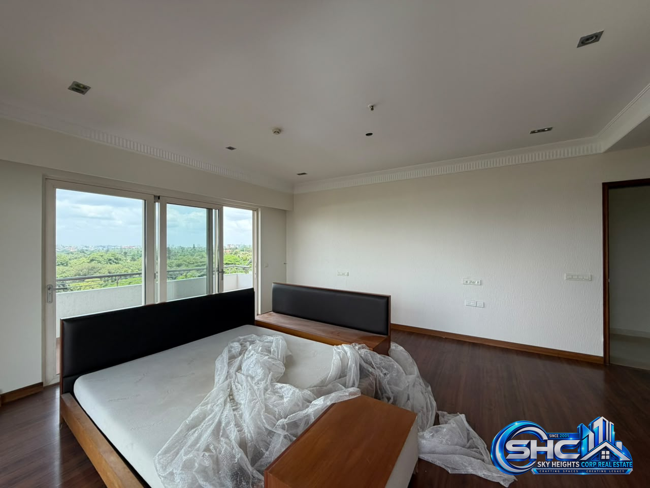 ✨ FOR RENT 📍CUBBON ROAD, BANGALORE ✨ in MG Road, Bengaluru - Photo 9 of 57