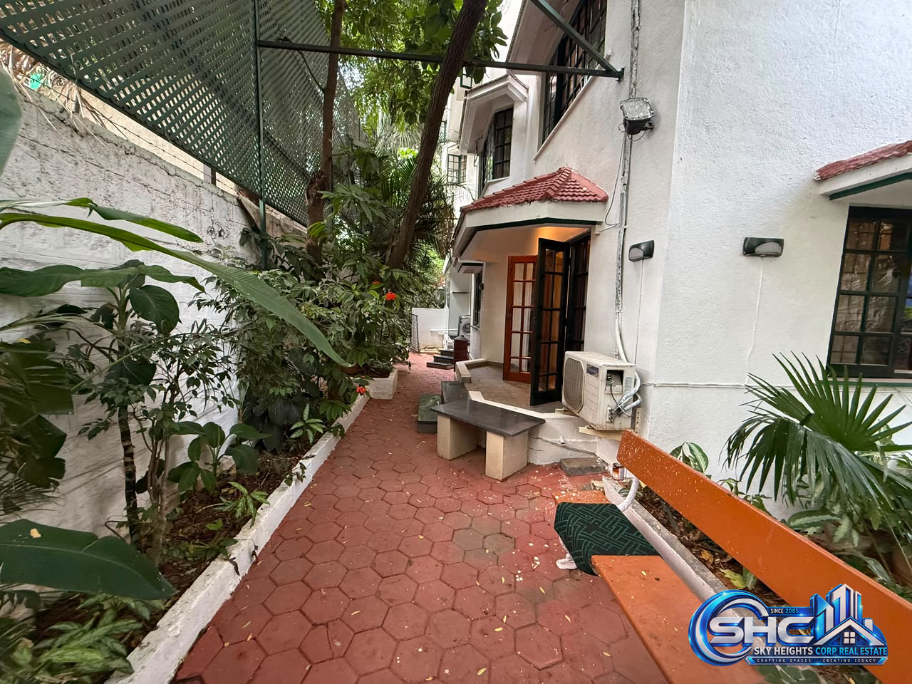 ✨ FOR RENT 📍OFF MG ROAD, BANGALORE ✨ in Ulsoor, Bengaluru - Photo 7 of 40