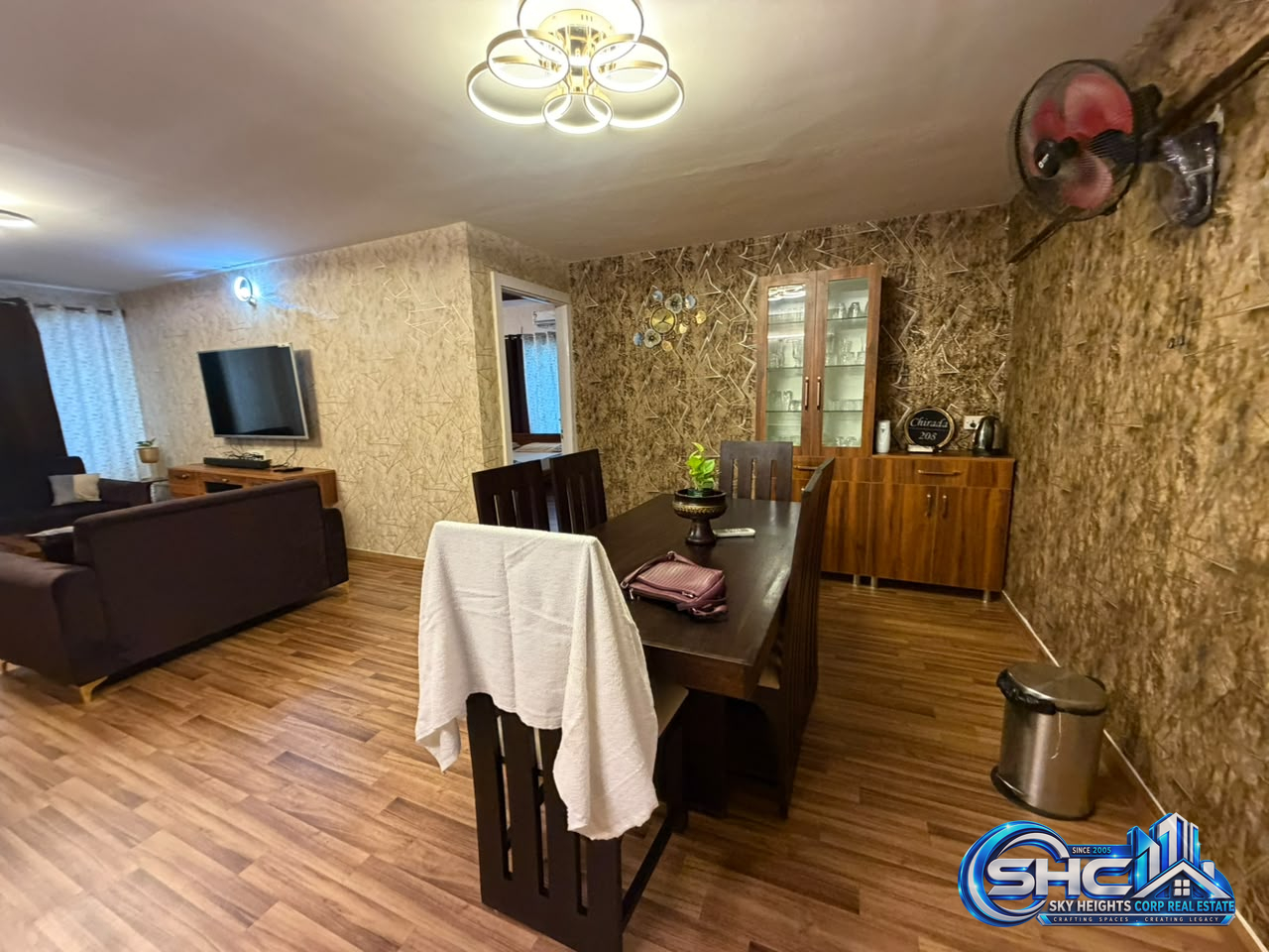 ✨FOR RENT 📍VITTAL MALLAYA ROAD , BANGALORE ✨ in Lavelle Road, Bengaluru - Photo 11 of 36