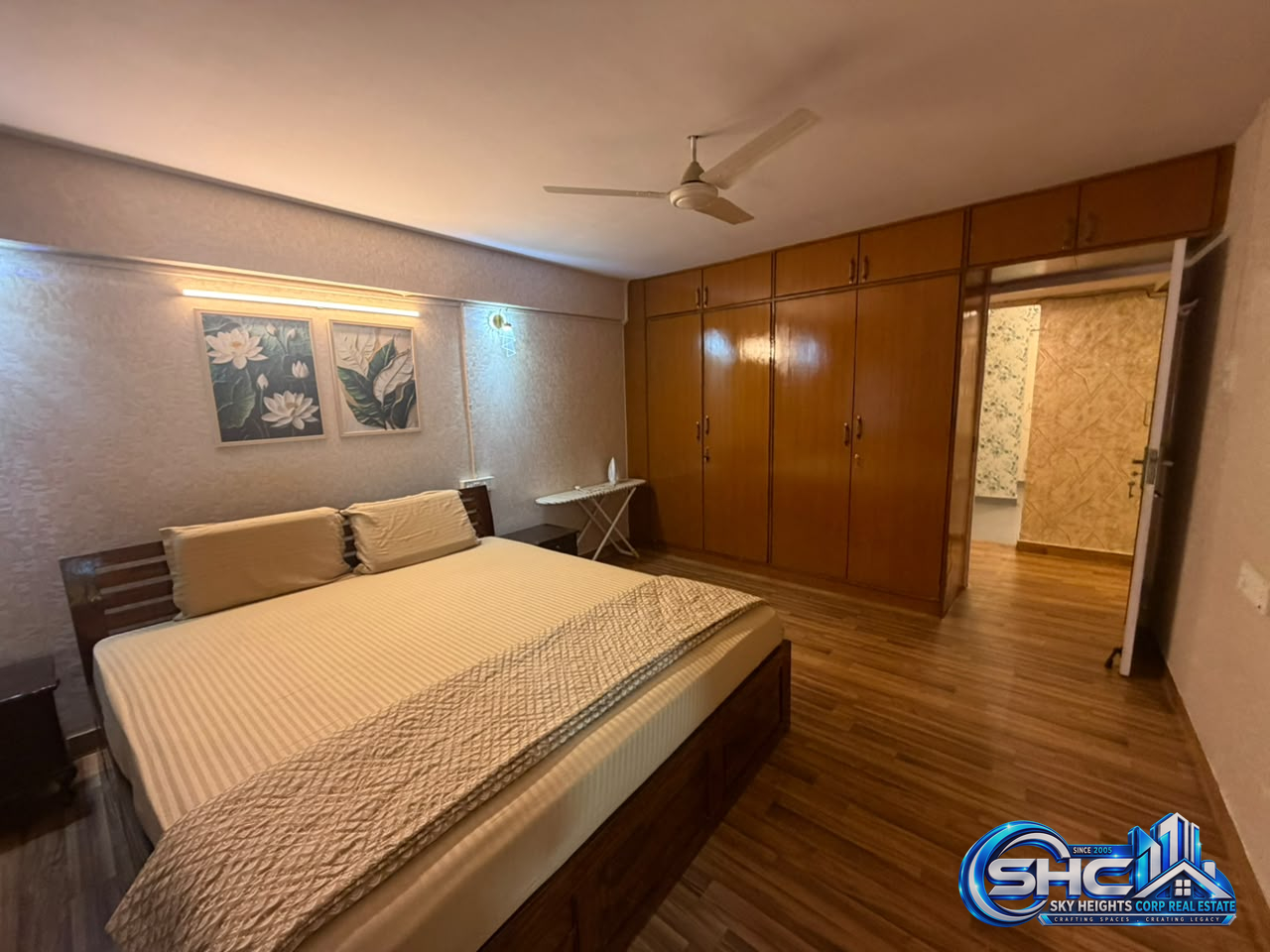 ✨FOR RENT 📍VITTAL MALLAYA ROAD , BANGALORE ✨ in Lavelle Road, Bengaluru - Photo 2 of 36